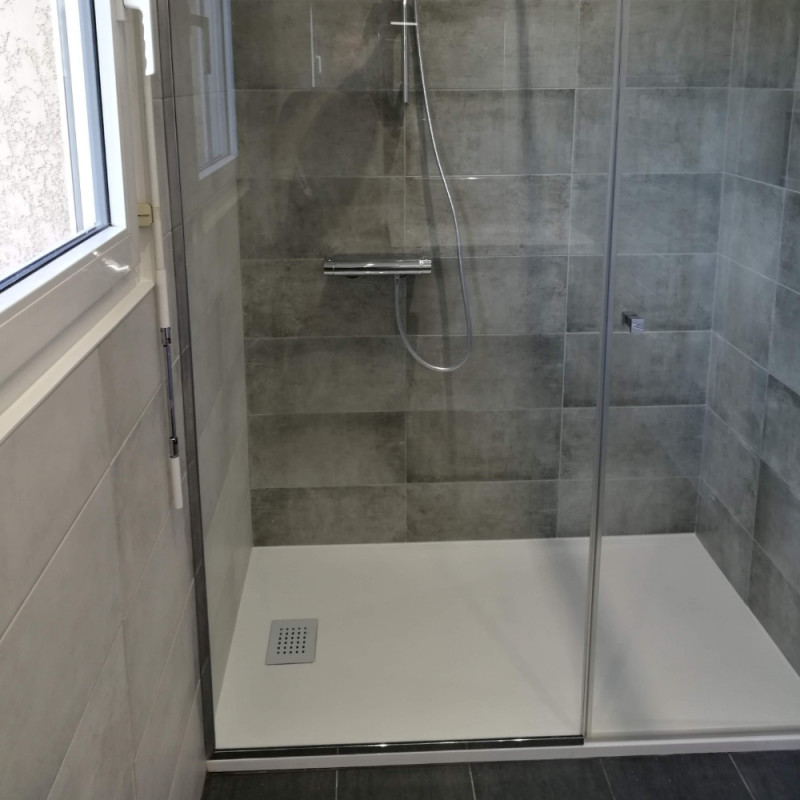 Paroi de douche en verre trempe de sécurité - PAROI FIXE Paroi de douche en verre trempe de sécurité - PAROI FIXE