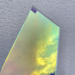 Étagère en verre trempé - Coloré Dichroïque sur mesure