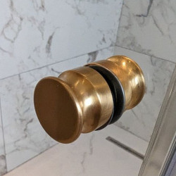Bouton Porte en verre trempe 8 mm sur mesure TRIGO