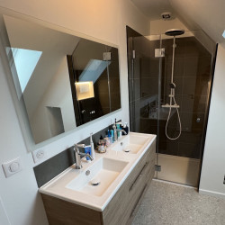 Cabine de douche avec pan coupé Mezzaolo - PAROI FIXE et Porte battante