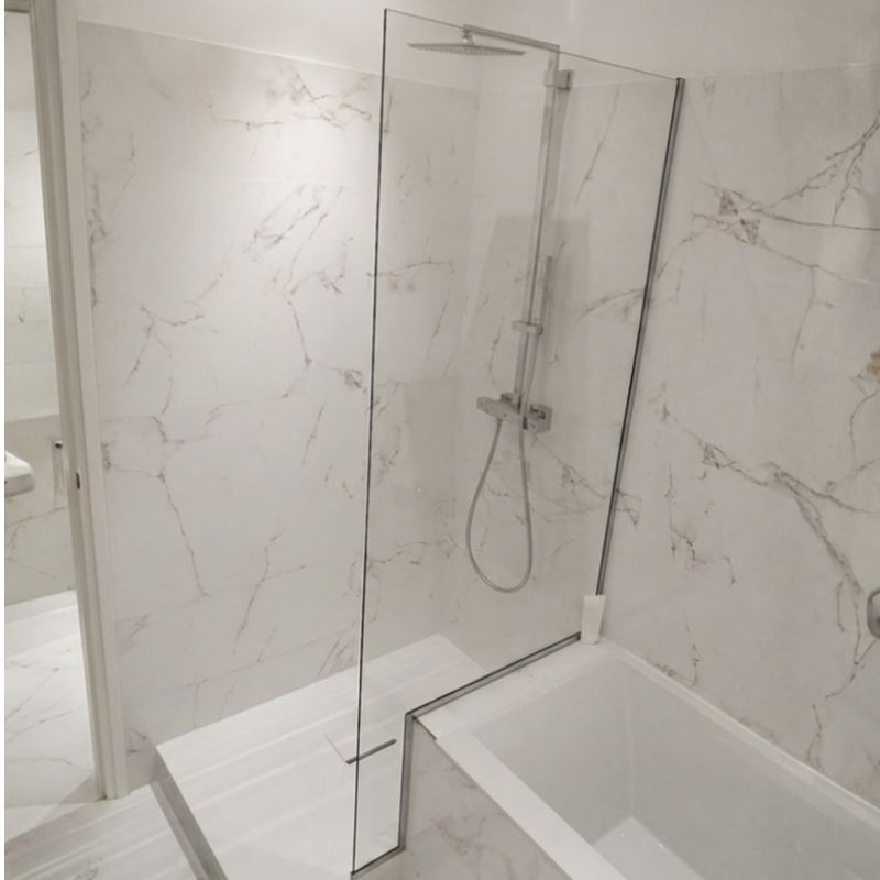 Paroi de douche sur mesure ADRIANO en verre trempé de sécurité