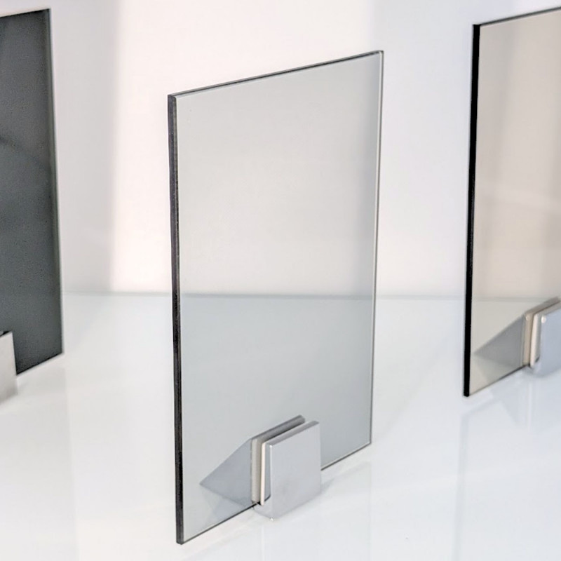 Verre trempe gris  sur mesure