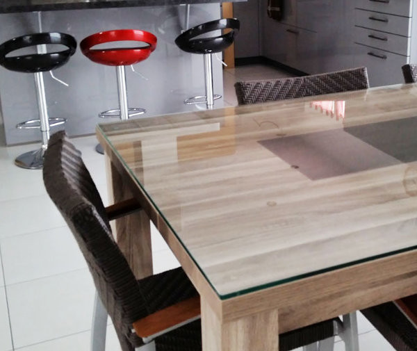 Plateau de table en verre